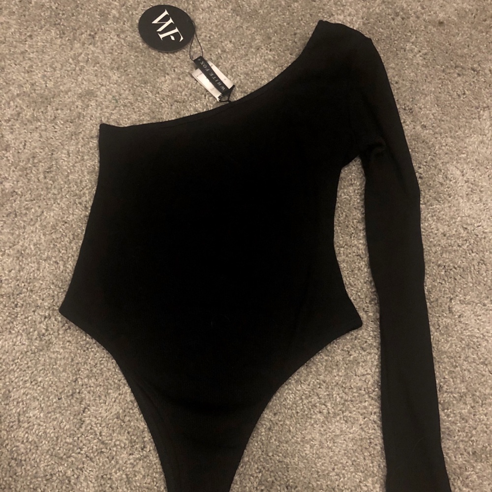 White fox boutique one shoulder bodysuit